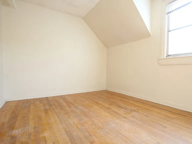 47 Louisa St #47A — Photo 12