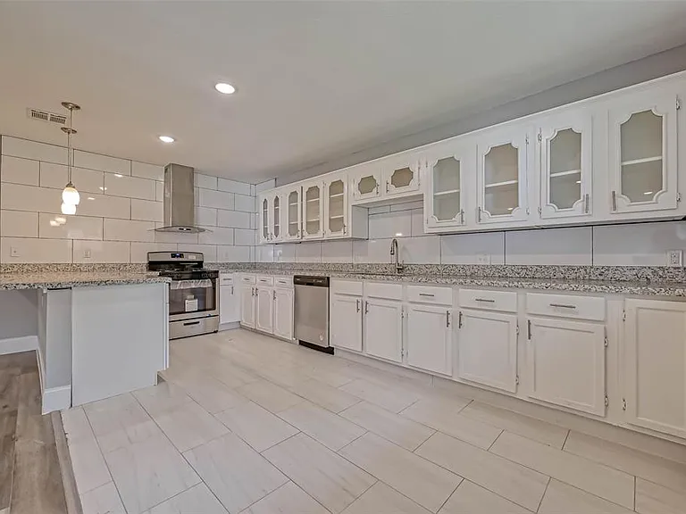 5031 Cicada Ln — Photo 3