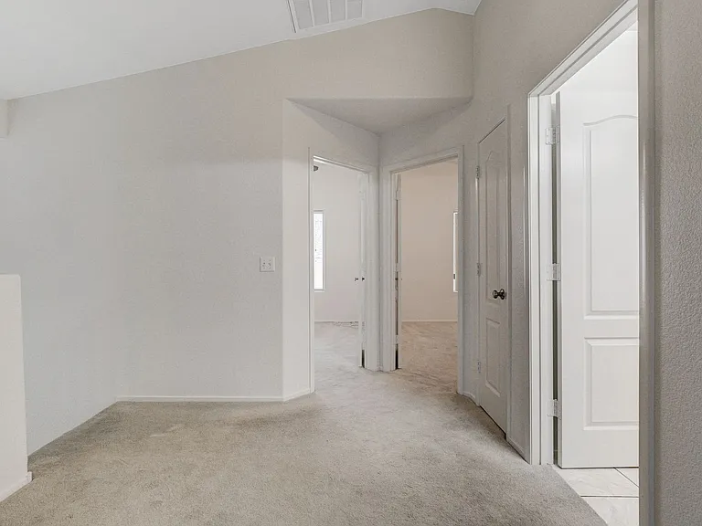 8621 Sierra Cima Ln — Photo 19