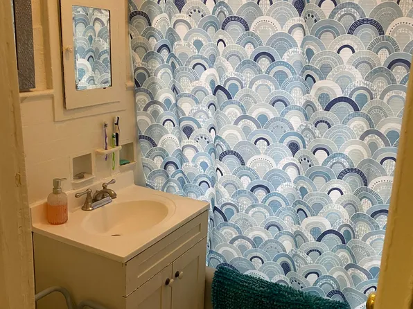 239 Fowler Avenue image 4 of 7