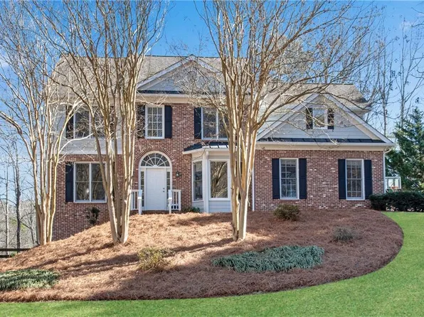 302 N Brooke Dr, Canton, GA 30115