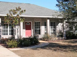 2410 Byers Ct, Navarre, FL 32566