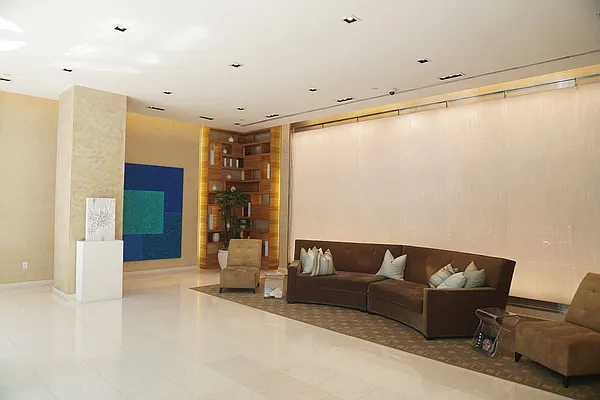 Rented by Renetta Real Estate | media 31