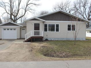 117 3rd St SW, Ulen, MN 56585