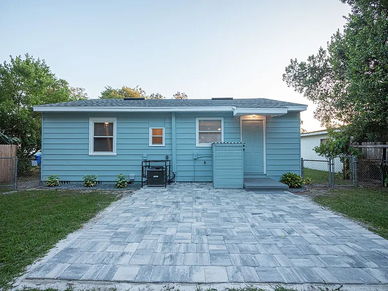1512 E Fern Rd — Photo 10