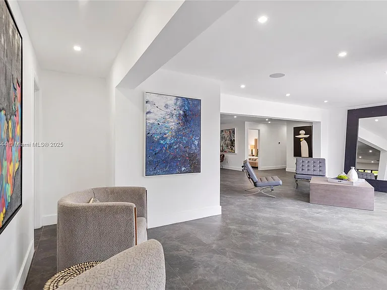 4322 Polk St — Photo 14