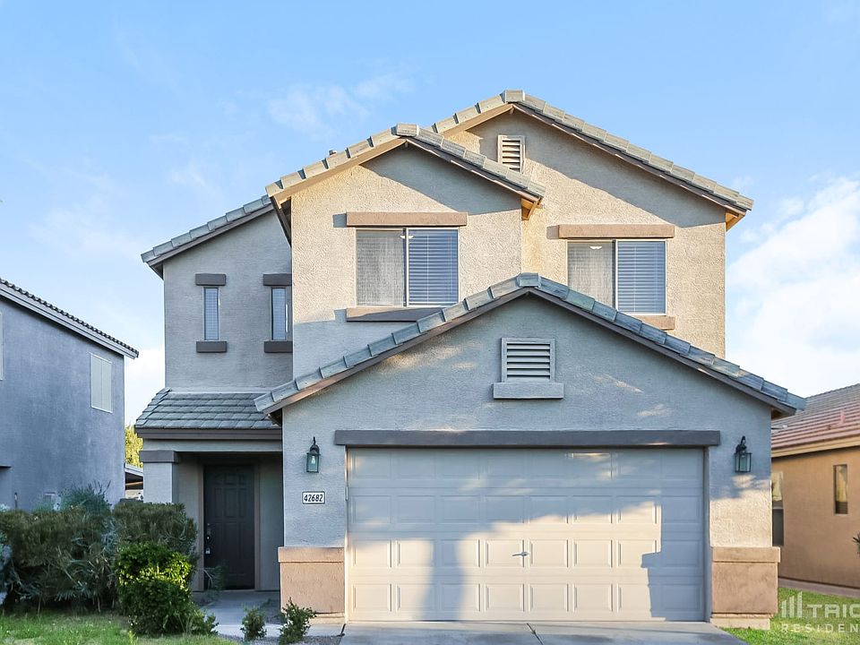 1st image of 42682 W Sunland Dr
