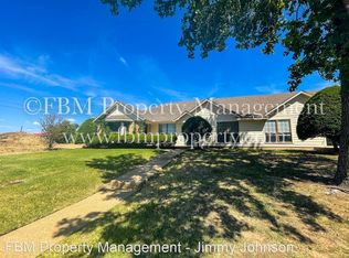 906 Biloxi Dr, Ennis, TX 75119
