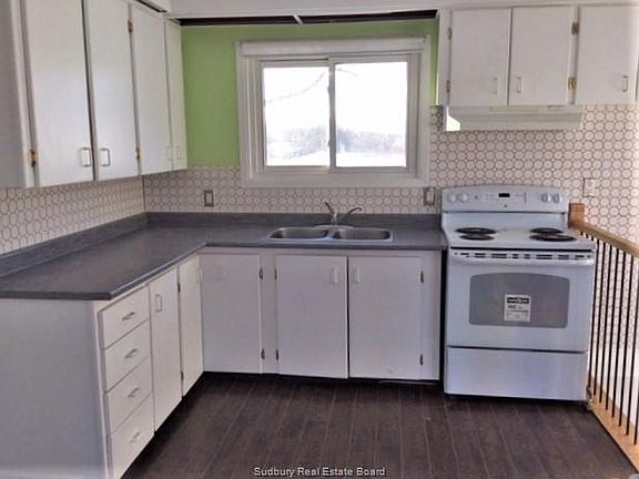 4th image of 2055 Bancroft Dr