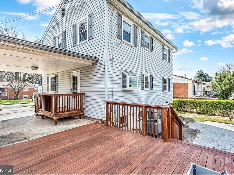 14027 Grayson Rd — Photo 12