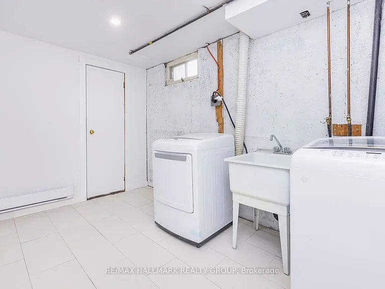 1542 Saint Georges St #B — Photo 16