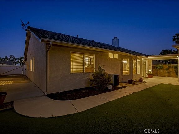 5th image of 8671 Merrick St
