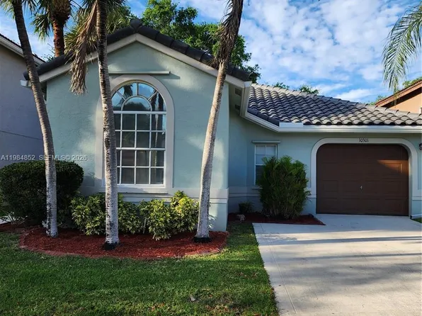 10301 Serene Meadow Dr N, Boca Raton, FL 33428
