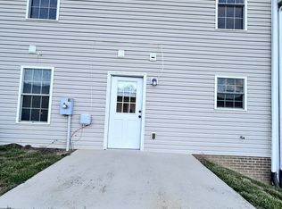 19 Paige Dr #19, Staunton, VA 24401