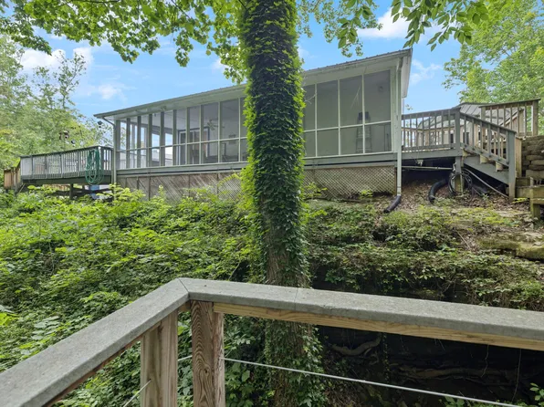 617 Still Point Rd, Smithville, TN 37166