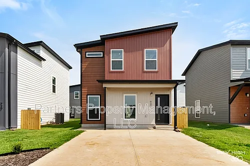 940 Illinois Ave Photo 1
