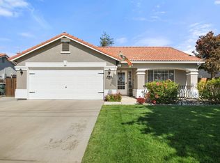 725 Hackett Rd, Ceres, CA 95307