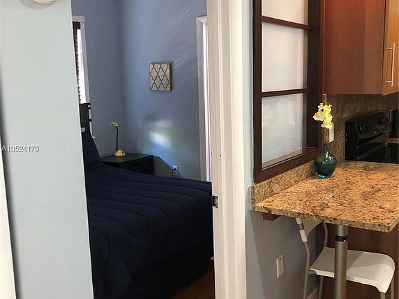 5th image of 223 Calabria Ave