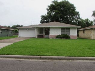 2032 Angelle Dr, Port Arthur, TX 77642