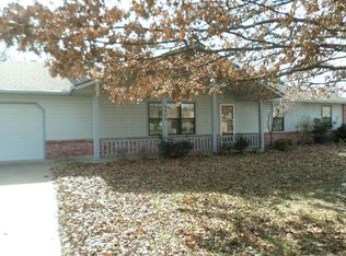 1408 Orchard Dr, Grove, OK 74344