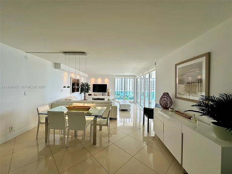100 Bayview Dr #1405 — Photo 8