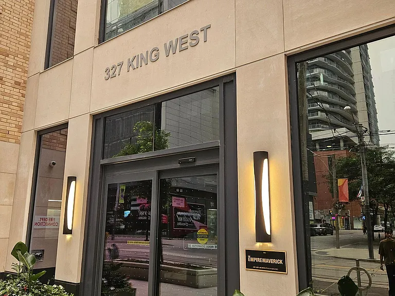 327 King St W #1502 — Photo 1