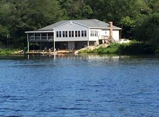 34 Thelma Dr, Hope Valley, RI 02832