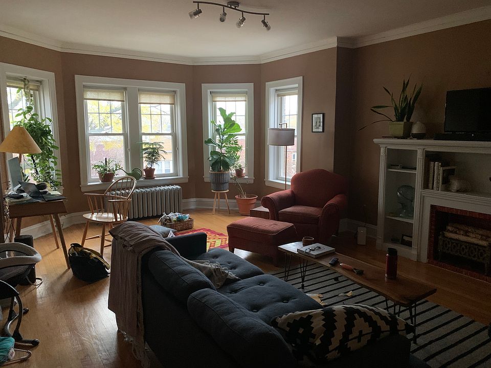 1st image of 2638 W Winnemac Ave #3W