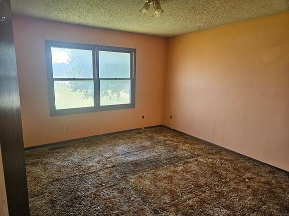 5th image of 237 E Lally St