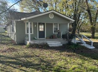 1013 W Bdwy St, Okemah, OK 74859