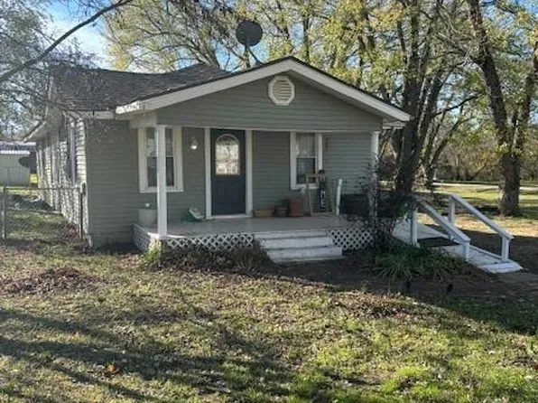 1013 W Bdwy St, Okemah, OK 74859