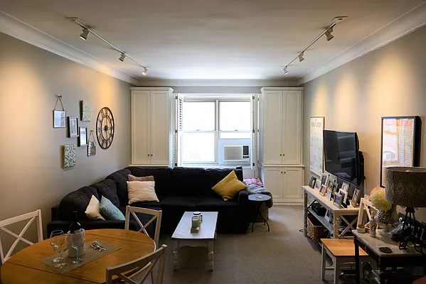 Rented by Owner | media 12