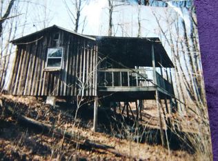 303 Dryden Ln, Gainesboro, TN 38562