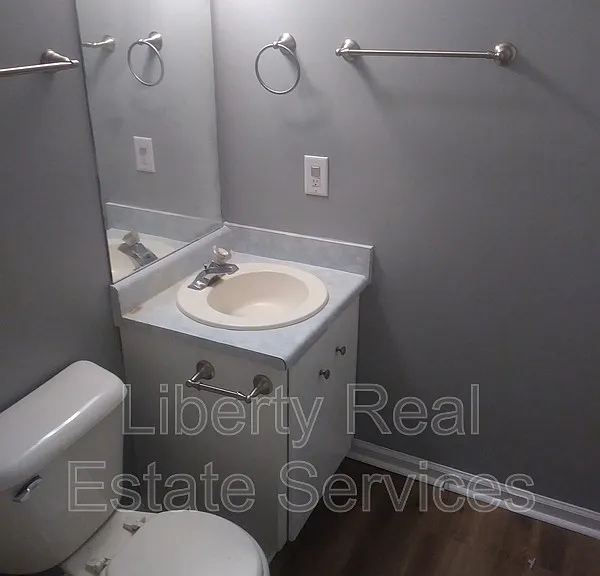 833 Ann Dr — Photo 8
