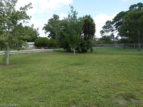 2nd image of 7585 Hart Dr