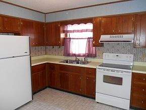 3rd image of 916 Westgate Dr