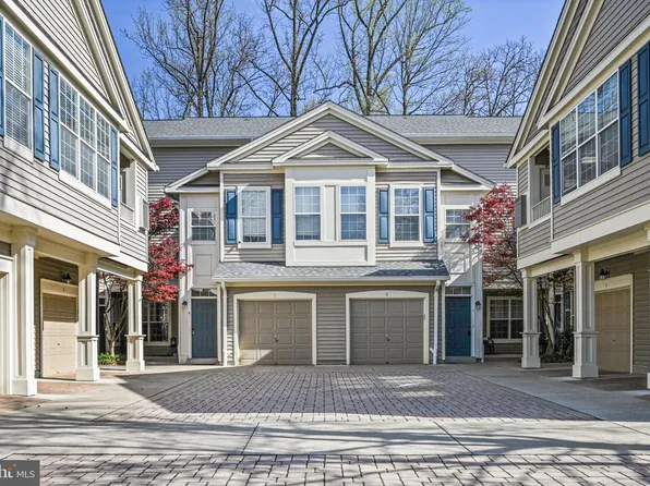 11400 Windleaf Ct APT 41, Reston, VA 20194