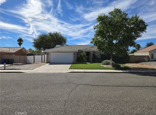 12993 Dartmouth Ct, Victorville, CA 92392