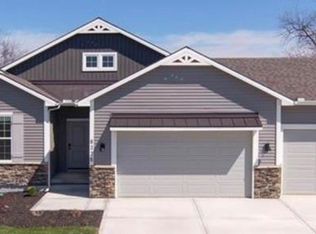 8328 SW Redbud St, Blue Springs, MO 64014