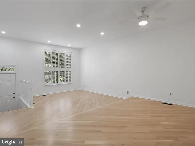 5129 Beauregard St — Photo 11