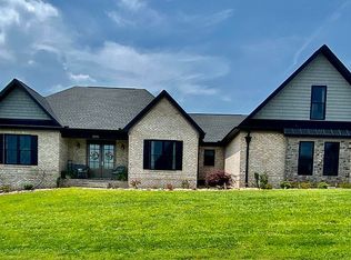 1255 Rippling Waters Cir, Sevierville, TN 37876