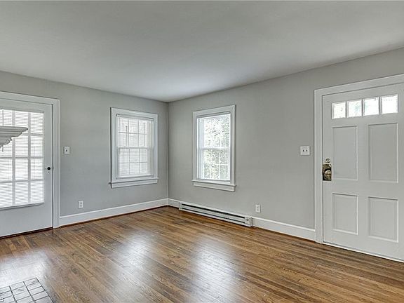 3rd image of 210 Lawrence St