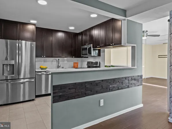 5027 S Convent Ln APT H, Philadelphia, PA 19114