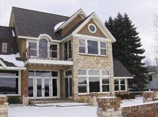 1207 Wall Lake Dr, Delton, MI