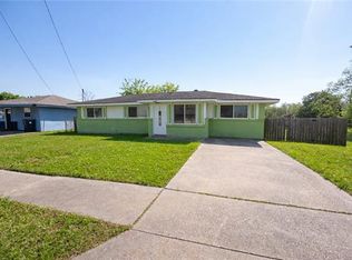 1684 Lauradale Dr, New Orleans, LA 70114