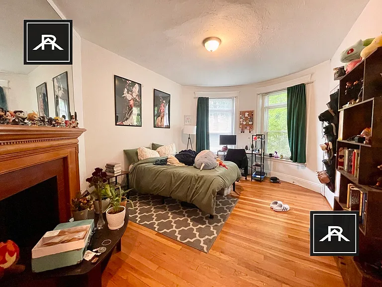 193 Winthrop Rd #1 — Photo 11
