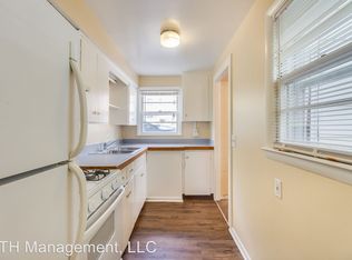 220 N Harrison Rd, East Lansing, MI 48823