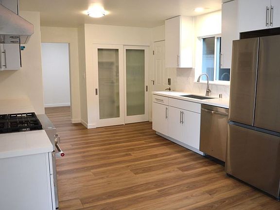 4th image of 23 Crescent Ave #25