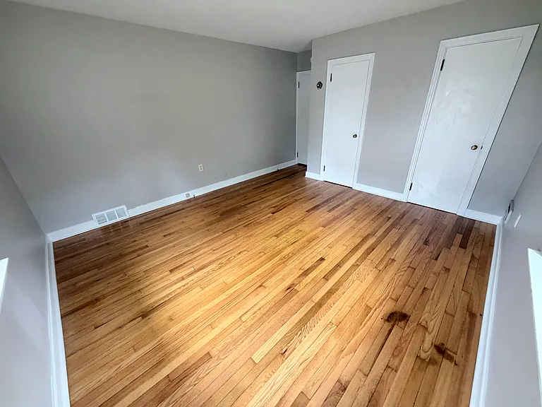143 E Lincoln Ave — Photo 11