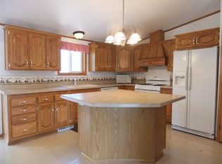 W3410 Lake Dr, Montello, WI 53949